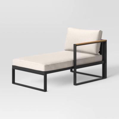 🛋️ شيزلونج – لون أسود × أوف وايت